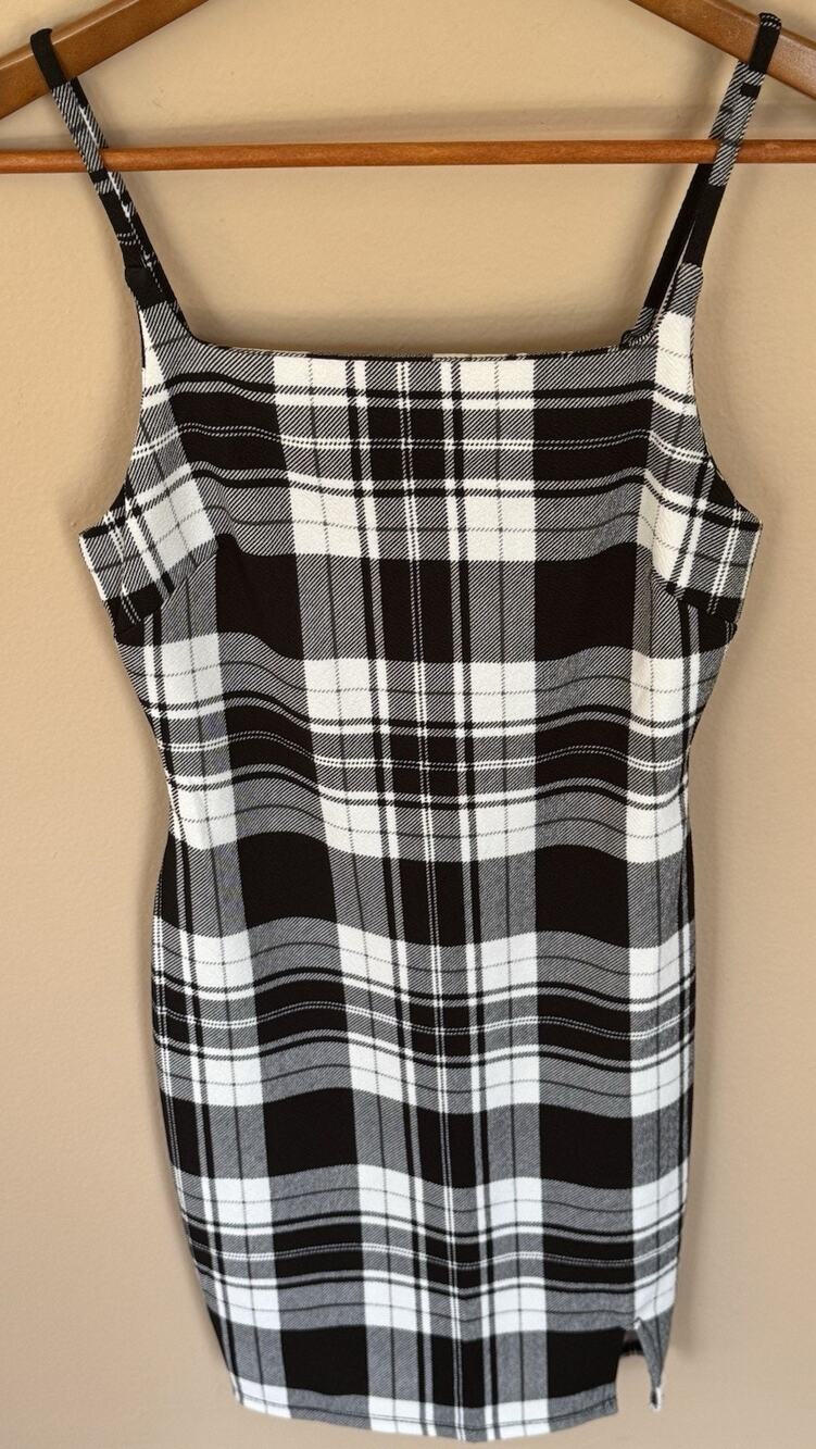 No Boundaries Bodycon Dress Size Small (3-5) Black White Plaid Stretch